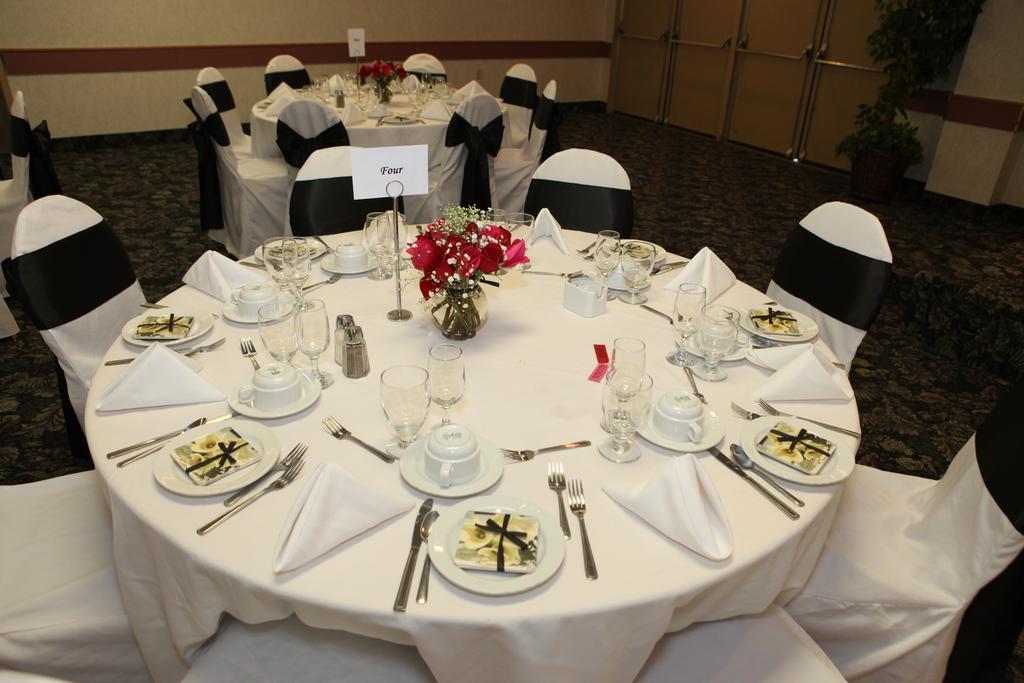 St. Albert Inn & Suites Saint Albert Extérieur photo
