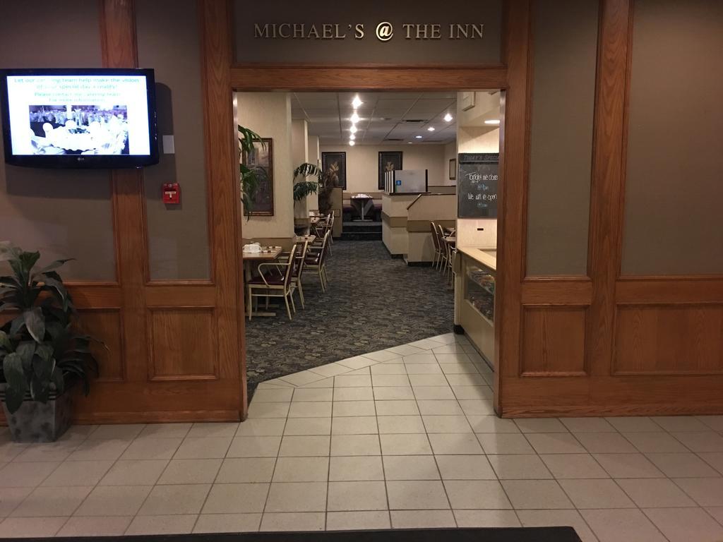 St. Albert Inn & Suites Saint Albert Extérieur photo