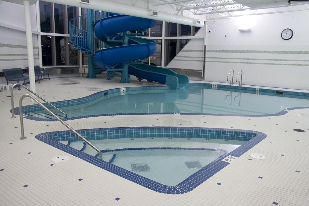 St. Albert Inn & Suites Saint Albert Extérieur photo