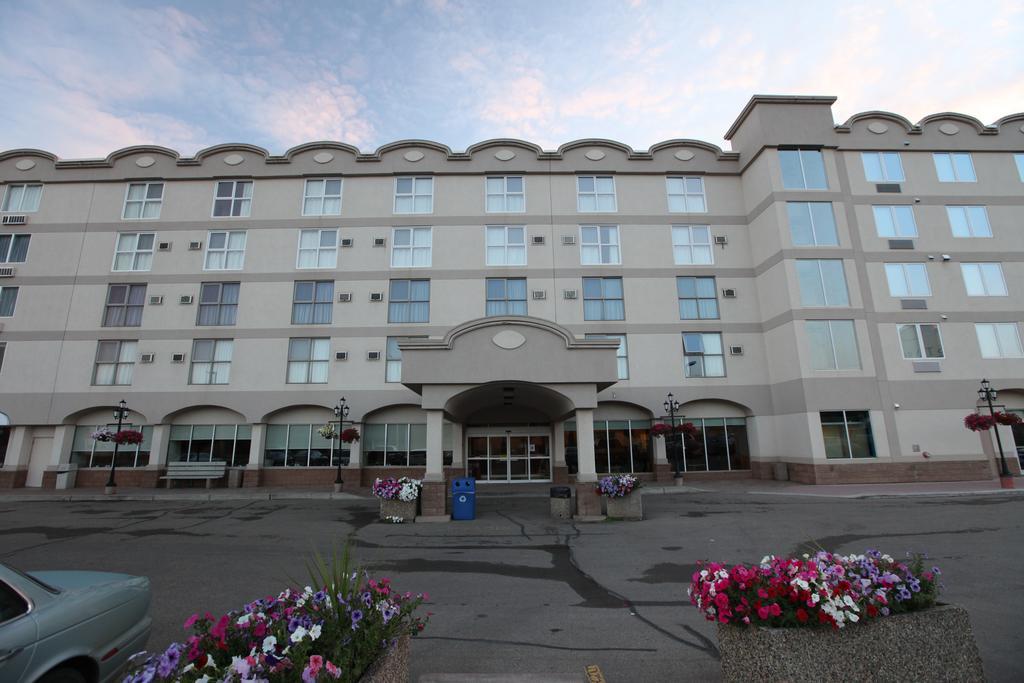 St. Albert Inn & Suites Saint Albert Extérieur photo